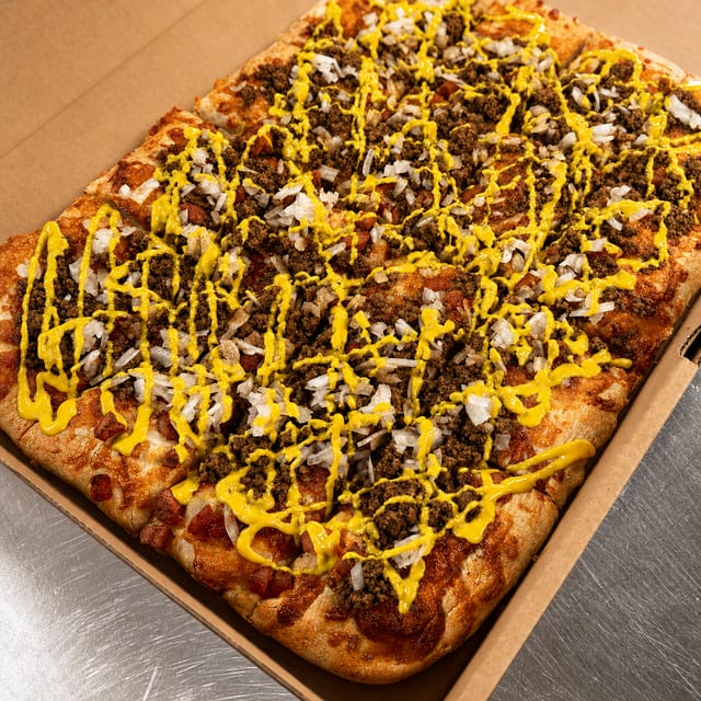 Weiner Pizza (16 Pieces).