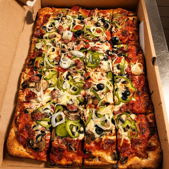 Cosmic Special Pizza (16 Pieces).